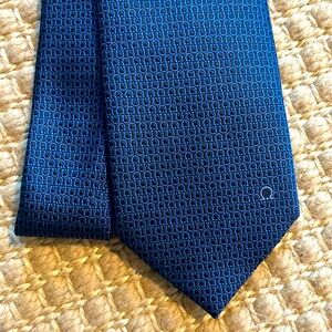 Salvatore Ferragamo silk dark blue necktie, made in Italy. Excellent condition!